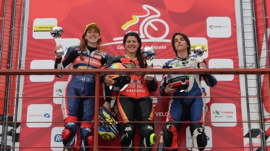 Pakita Ruiz  afianza en Alcarrás el liderato del CEV