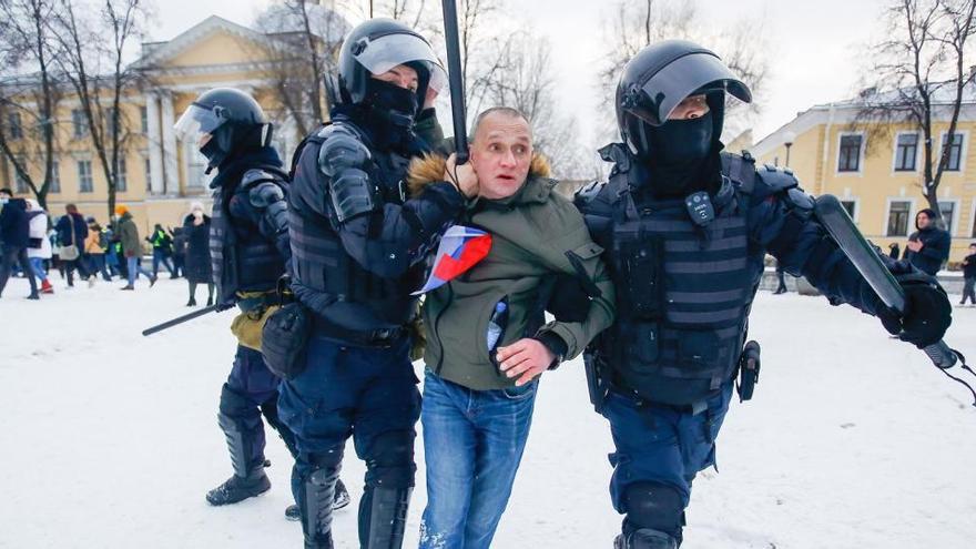 Detenciones en Rusia en las protestas contra la sentencia al líder opositor Alexei Navalni.