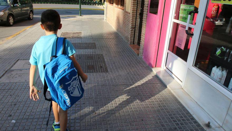 Susana Díaz propone extender la gratuidad de los libros de texto a los alumnos de Infantil.