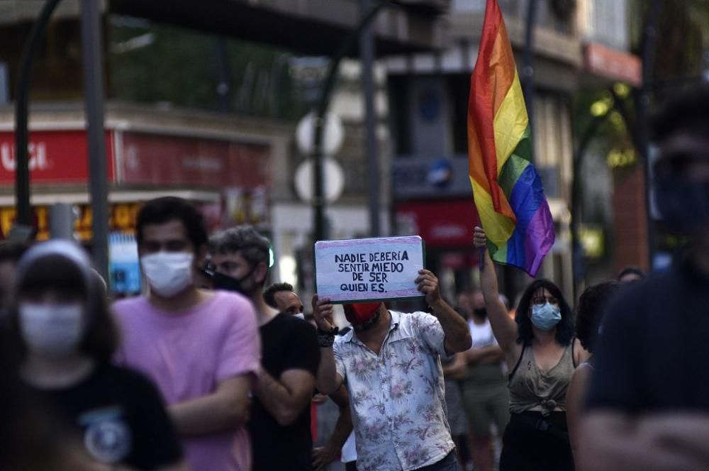 Cientos de personas se manifiestan en Murcia por un orgullo de clase y combativo