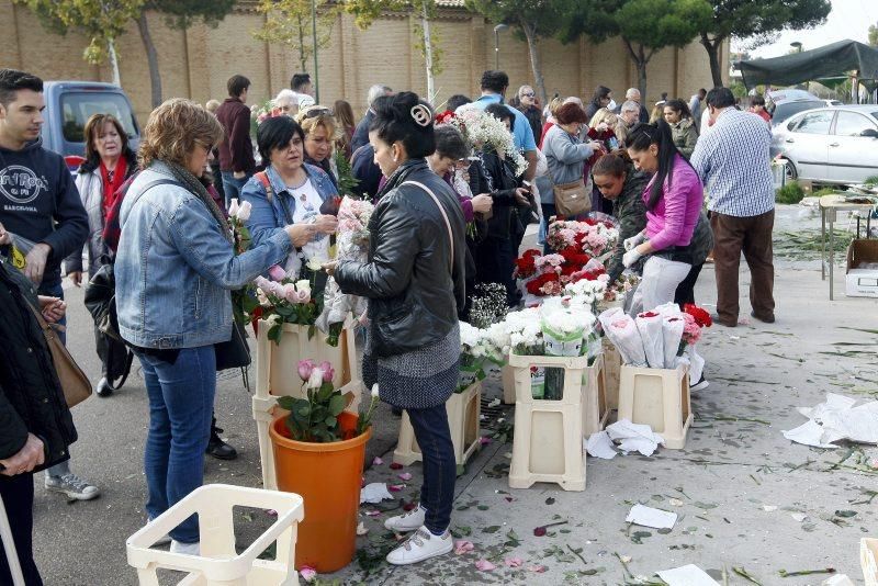 Día de Todos los Santos en el Cementerio de Zaragoza