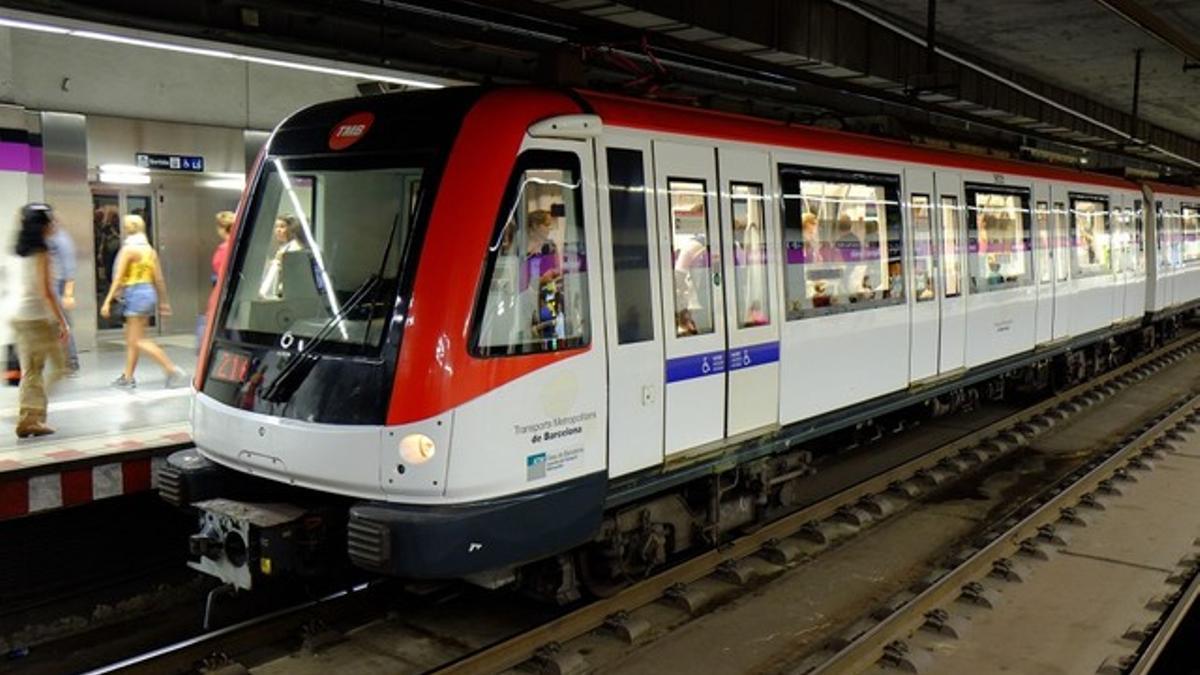 Se recomienda evitar el uso del vehículo privado y llegar a la ciudad a lo largo de la mañana.