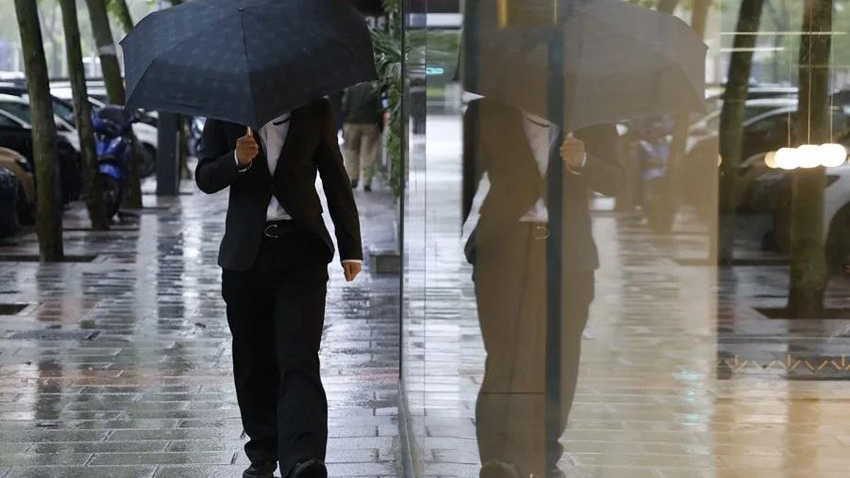 Las lluvias y el granizo amenazan Madrid de cara a mañana miércoles, en pleno San Isidro.
