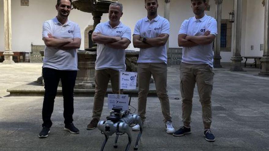 Santi, el robot peregrino de la UVigo llega a Compostela