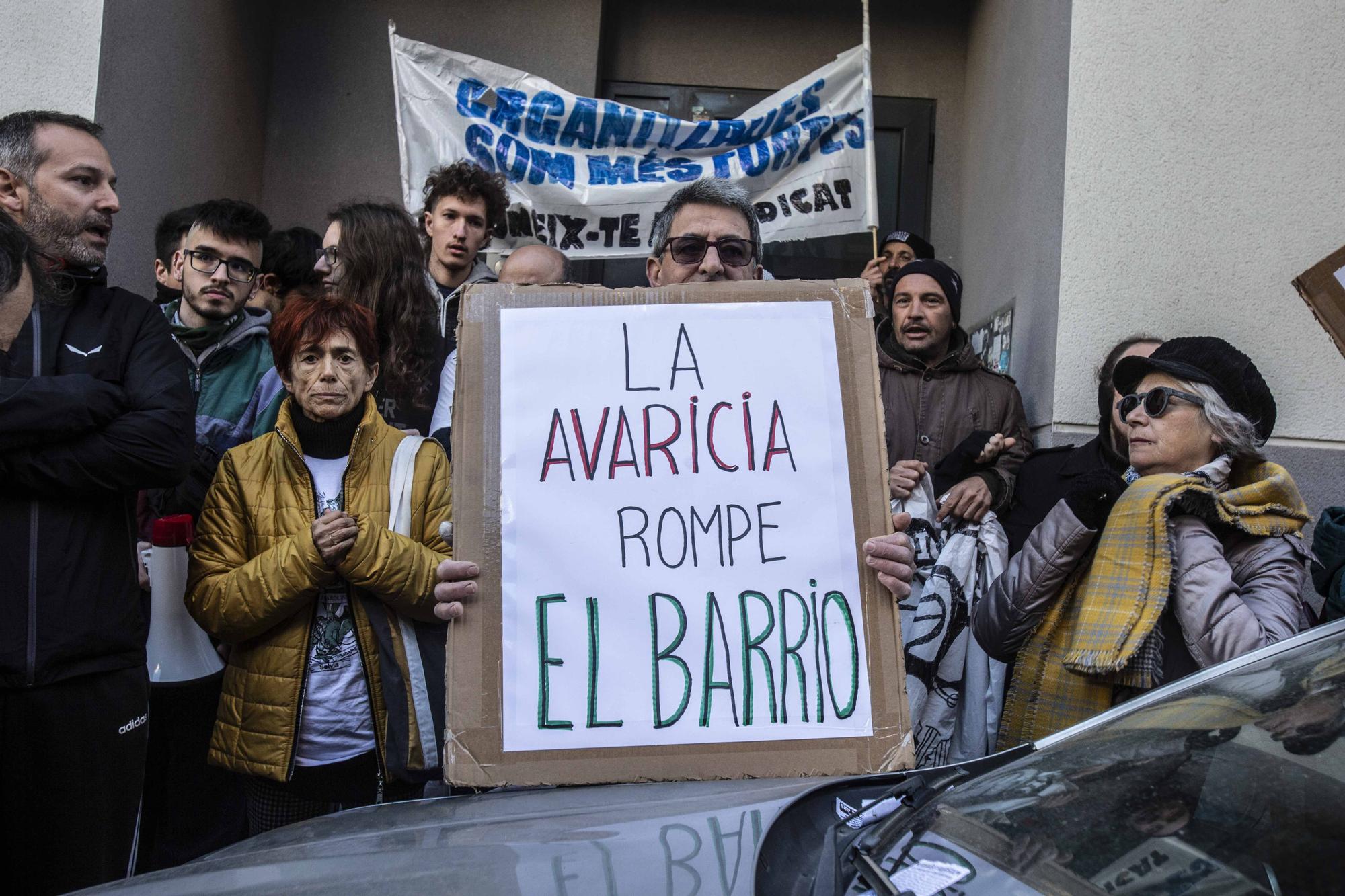 Tensión en Alicante por el desahucio a una pensionista en una vivienda propiedad de un fondo buitre