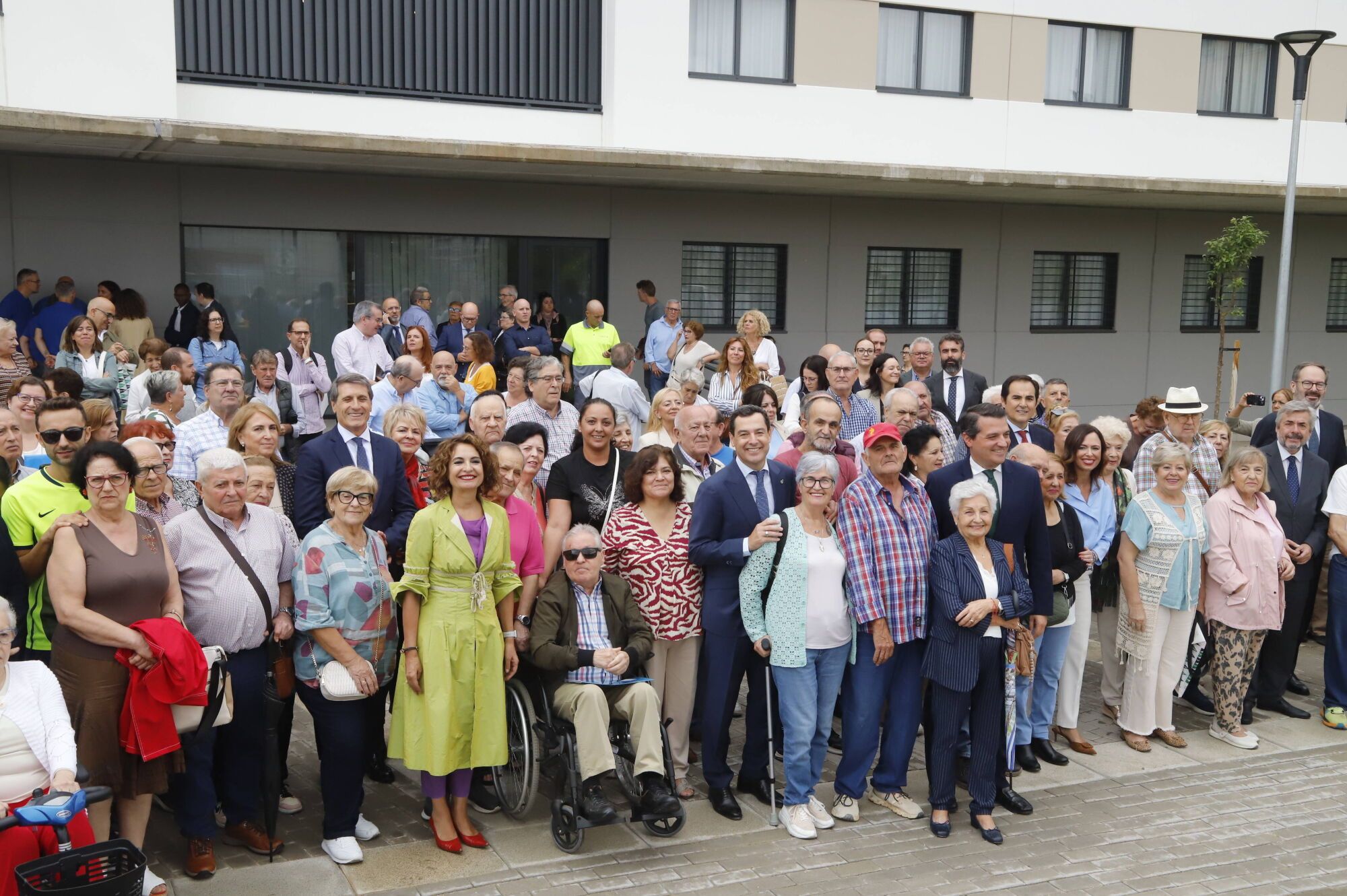 Entrega de las llaves de los apartamentos de Sama Naharro