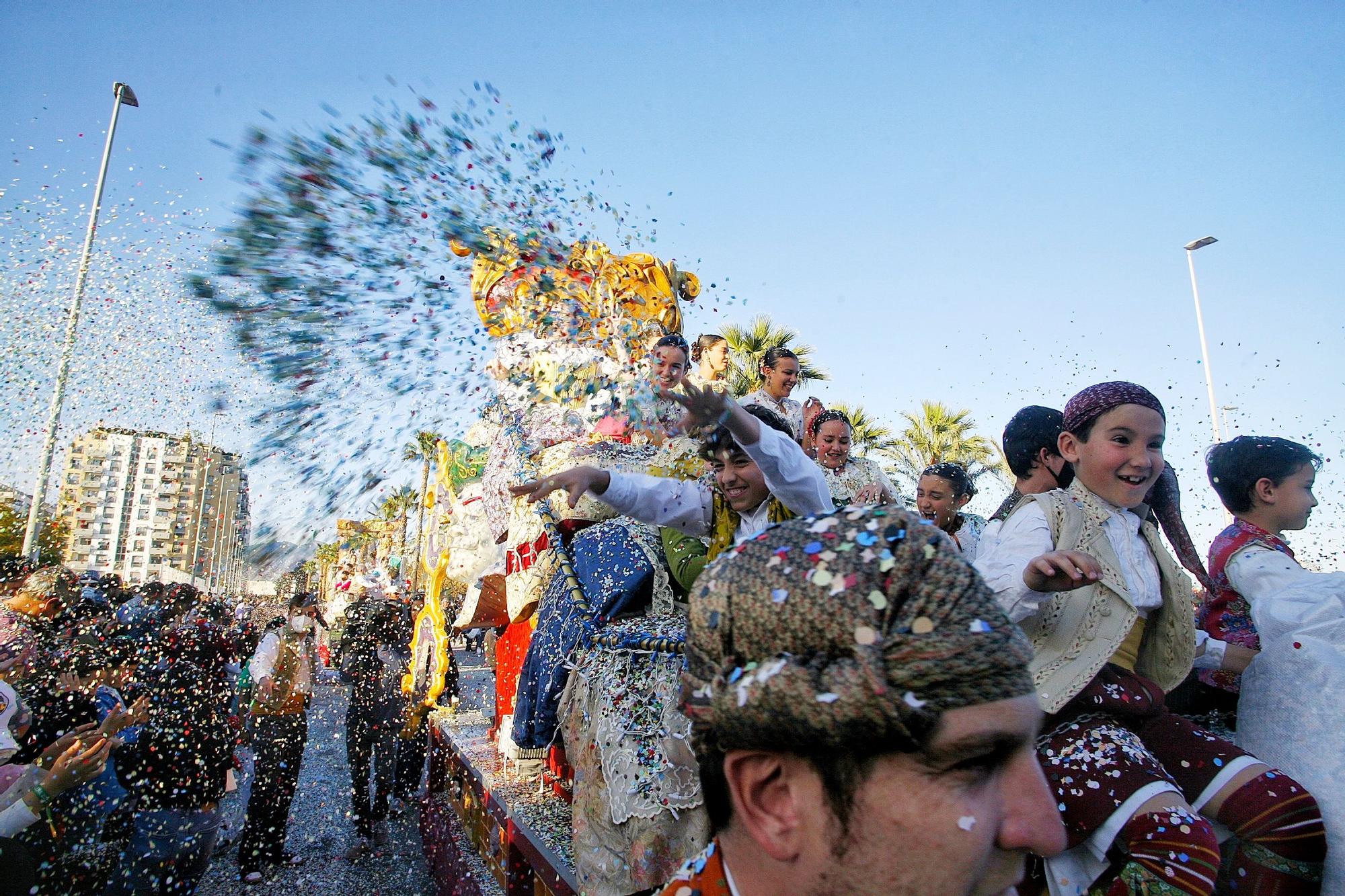 Todas la imágenes de coso multicolor de la Magdalena