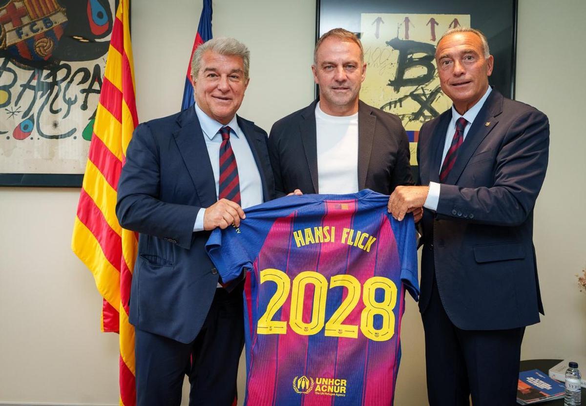 Hansi Flick firma la renovació fins al 2028