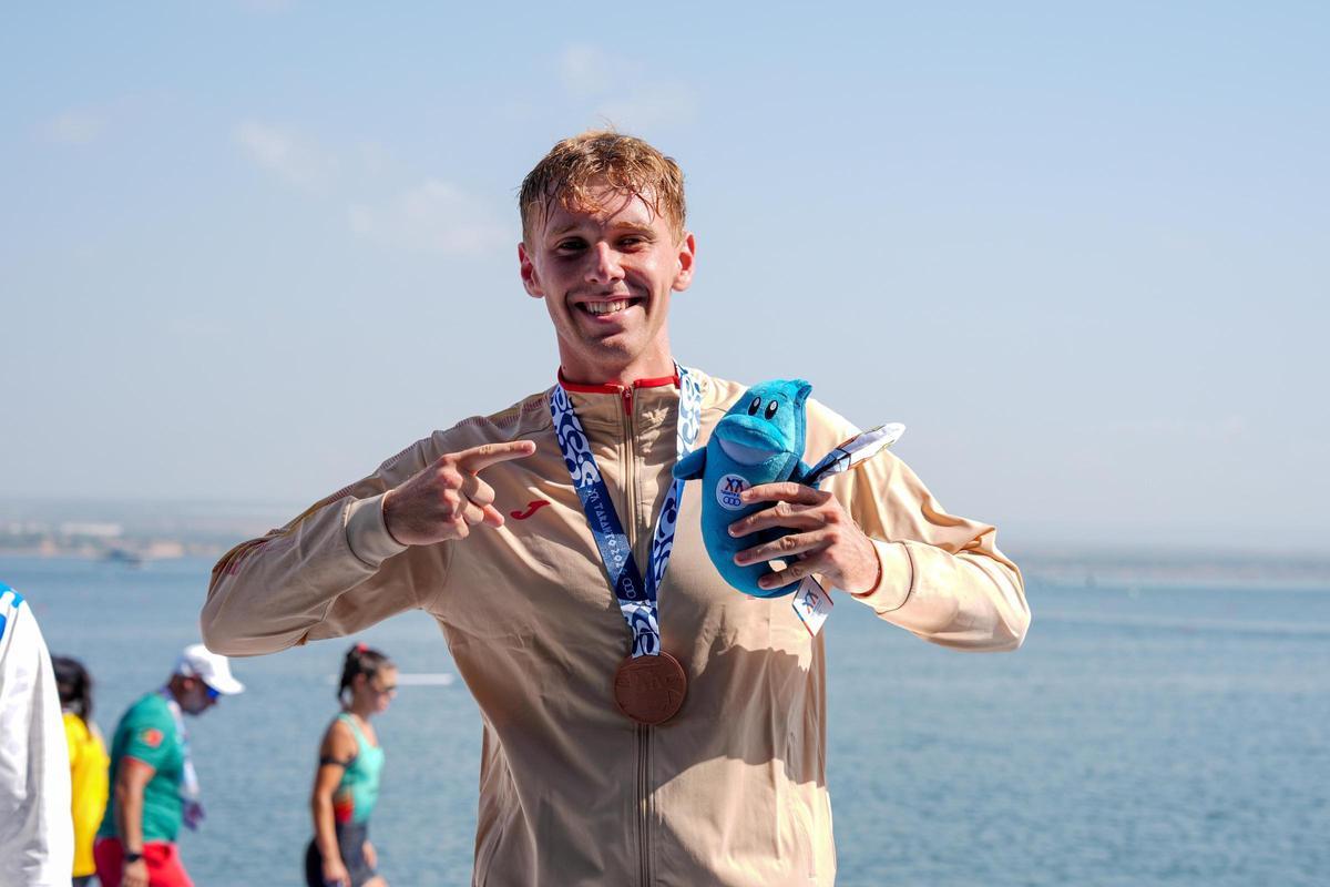 Mikel Mardaras rema hasta el bronce en Taranto.
