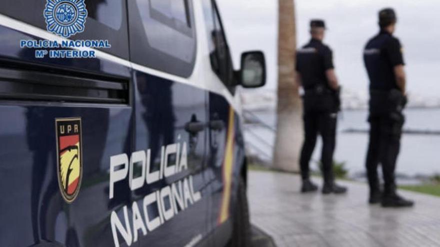 Agentes de la Policía Nacional.