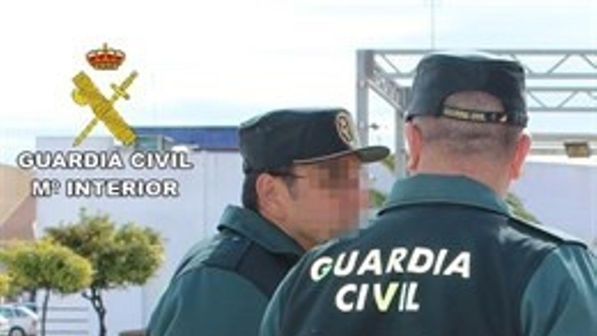 Agentes de la Guardia Civil.
