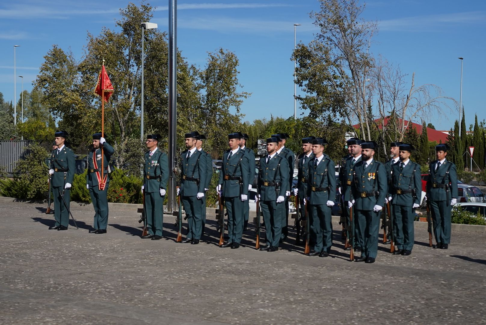 Fotogalería | Así ha celebrado la Guardia Civil de Cáceres el día de su patrona, la Virgen del Pilar