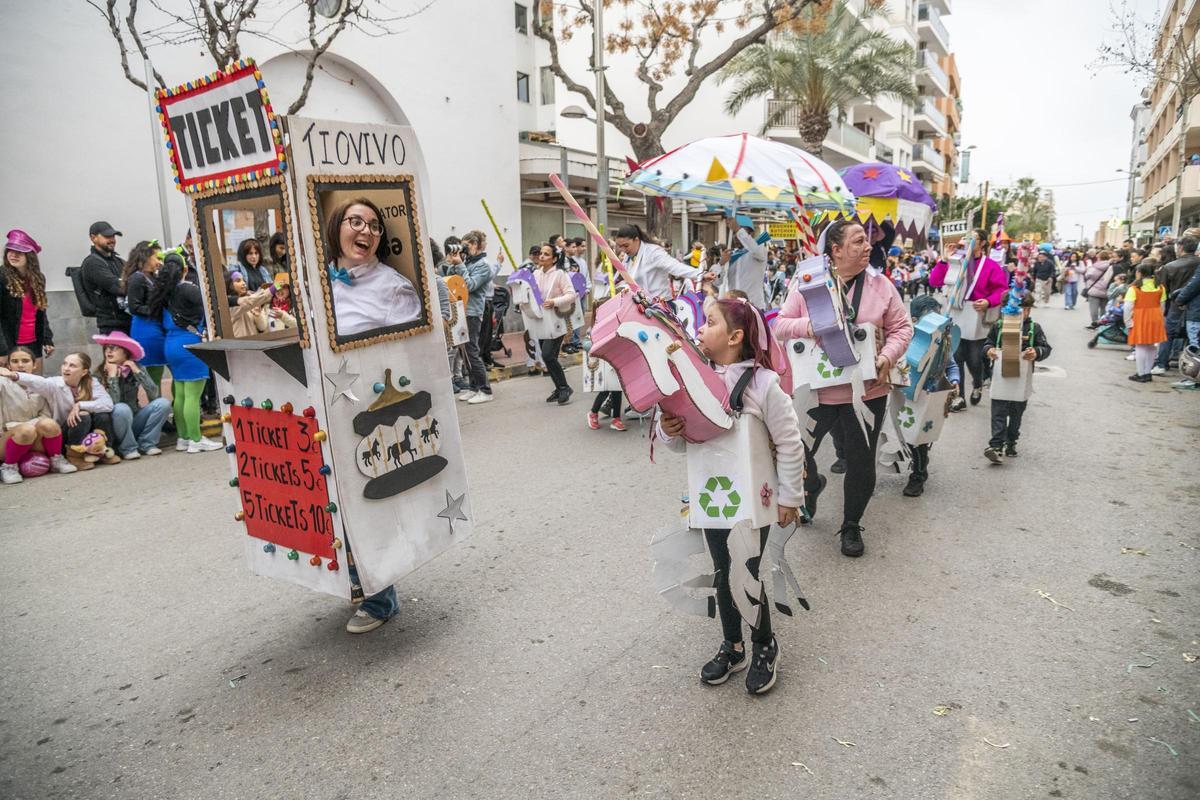Una imagen de la rúa de Carnaval de Santa Eulària.