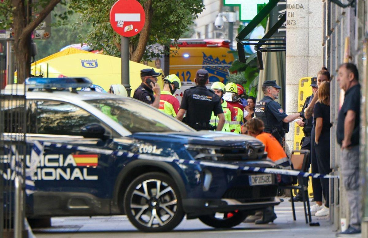 Almenys 2 morts al col·lapsar un edifici en obres a Madrid Almenys 2 morts al col·lapsar un edifici en obres a Madrid