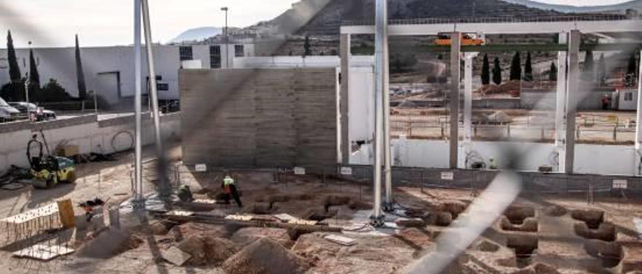 Imagen de las obras de la subestación eléctrica que se construye en Castalla.