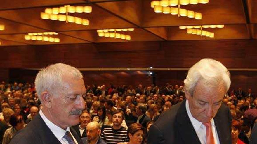 Ramón Rodríguez y Luis del Olmo, ayer, durante la presentación.