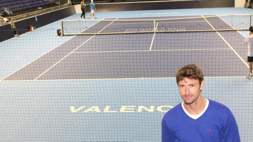 Ferrero presenta la nueva pista del Valencia Open.