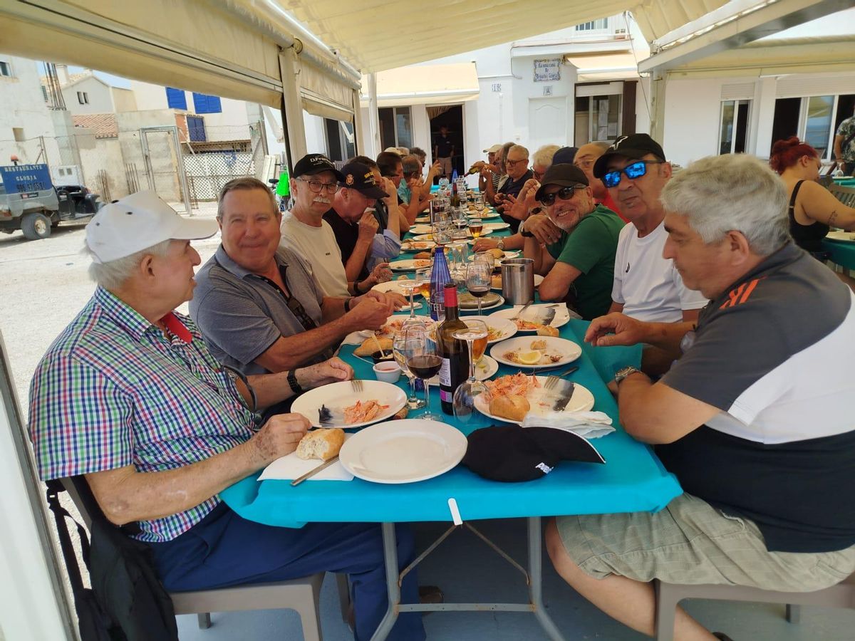 La tradicional comida de los Salesianos de Elche, en esta ocasión, en Tabarca