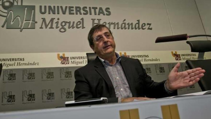 El rector de la UMH pide a Puig que suba la financiación de las universidades públicas