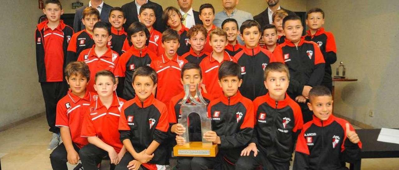 Presentación de la VI edición del Torneo Cidade de Vilagarcía. // Iñaki Abella