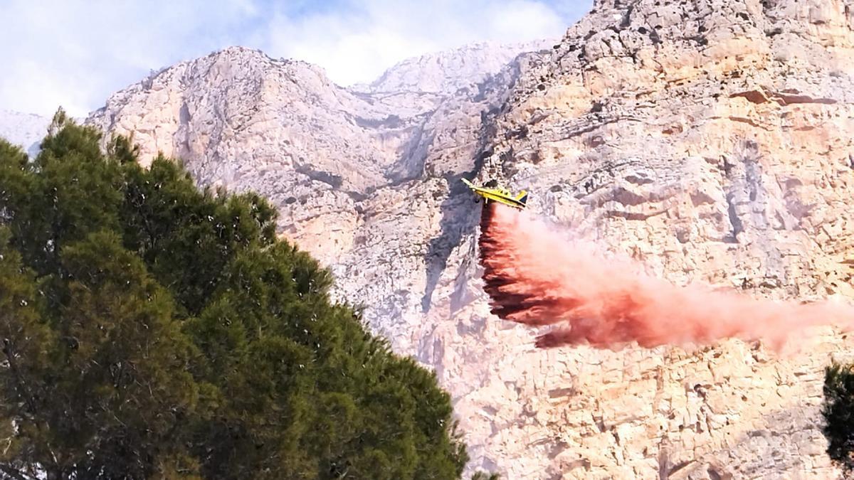 Declarado un incendio forestal en el Montgó