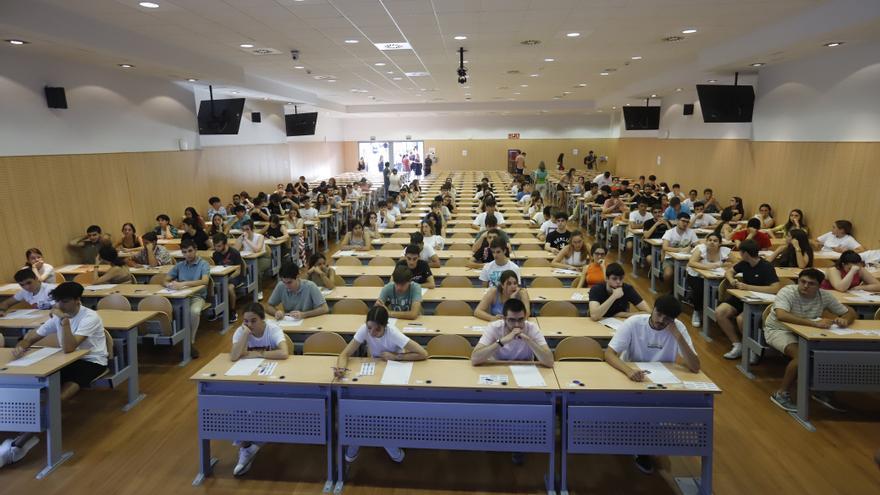 Los alumnos que superen la selectividad en Córdoba podrán solicitar plaza en la universidad desde el 13 de junio