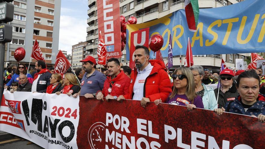 Los sindicatos toman las calles para celebrar el Primero de Mayo: &quot;Por el pleno empleo, menos jornada, mejores salarios&quot;