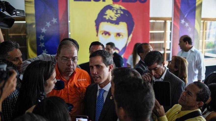 Guaidó dice que Leopoldo López es un símbolo de lucha y resistencia