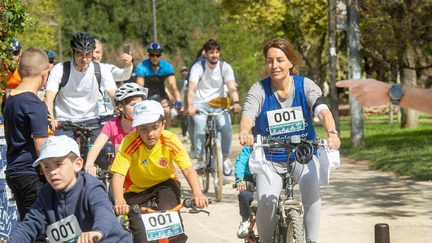 a la gran fiesta ciclista para la familia de la mano de Tuawa by Global Omnium y la Volta