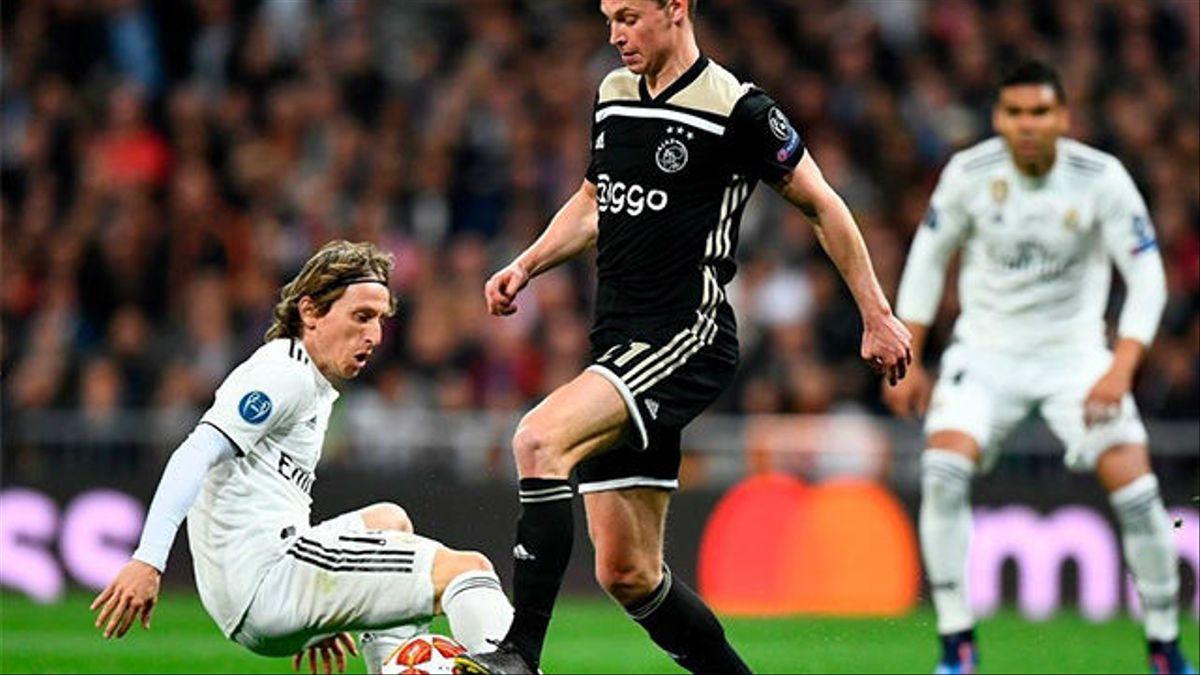 2018/19 Champions League. Octavos de final. El Ajax de Frenkie de Jong le endosó cuatro goles a Courtois (1-4) y convirtió en inútil la victoria en la ida por 1-2.