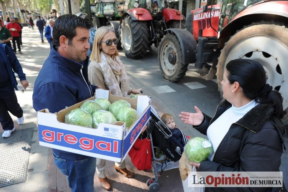 Los tractores se marchan de Murcia después de 29 horas