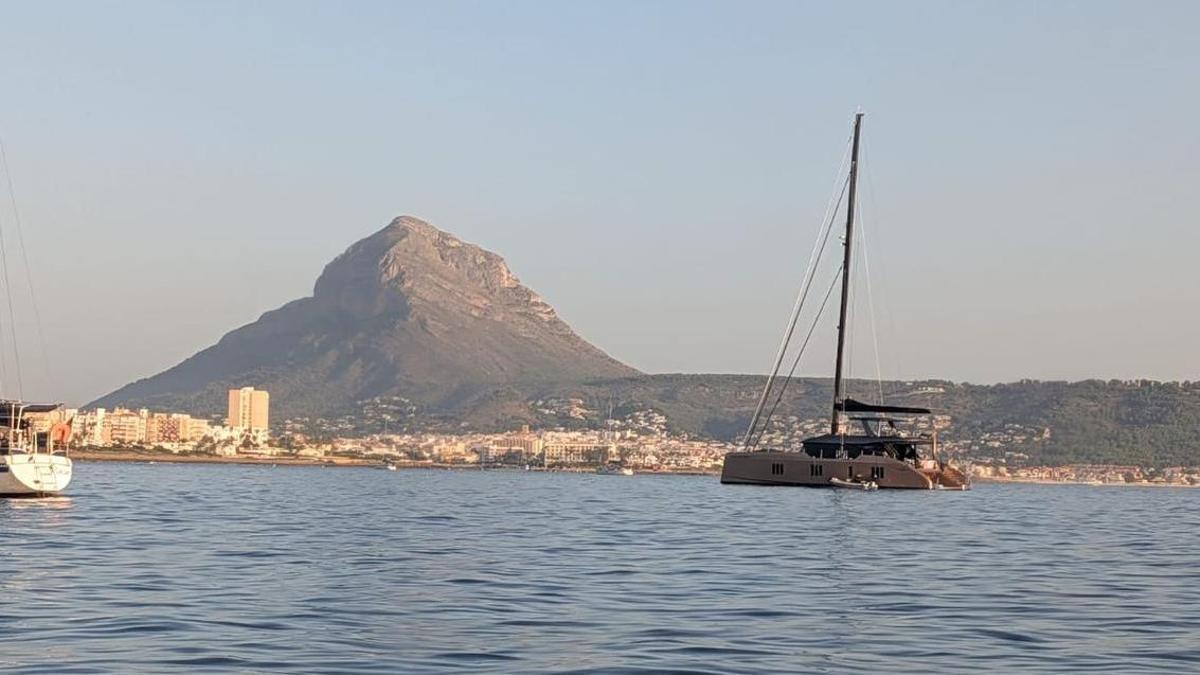 El Rosa del Mar II ha echado el ancla en Xàbia