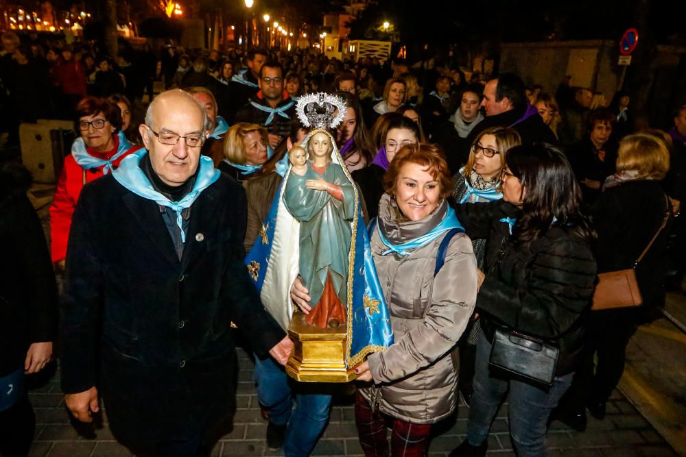 Benidorm celebra la procesión de El Alba de la Virgen del Sufragio