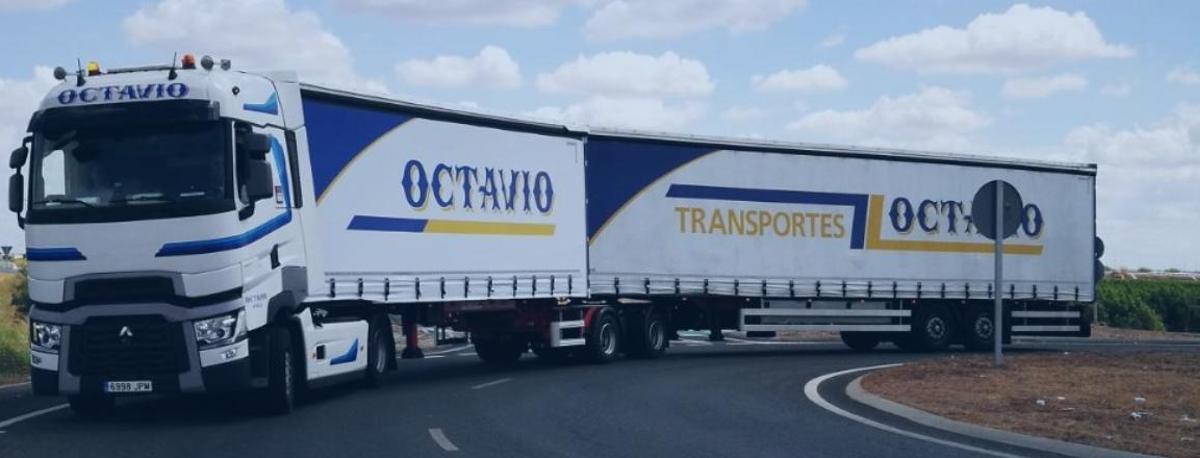 Transportes Octavio tiene ccapacidad para transportar desde pequeños componentes hasta piezas de avión y aeronaves completas.