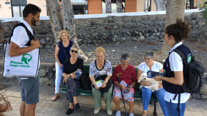 Patrullas ambientales con un grupo de vecinas.