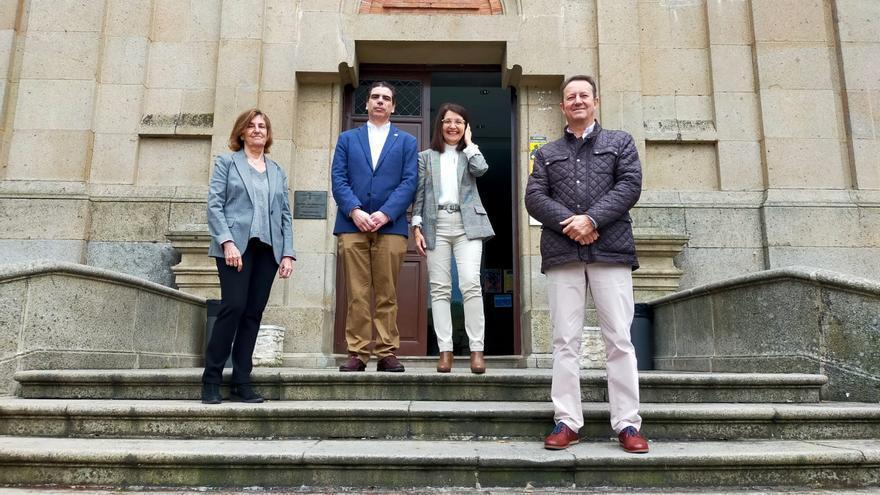 Acto de aniversario del complejo educativo de Plasencia