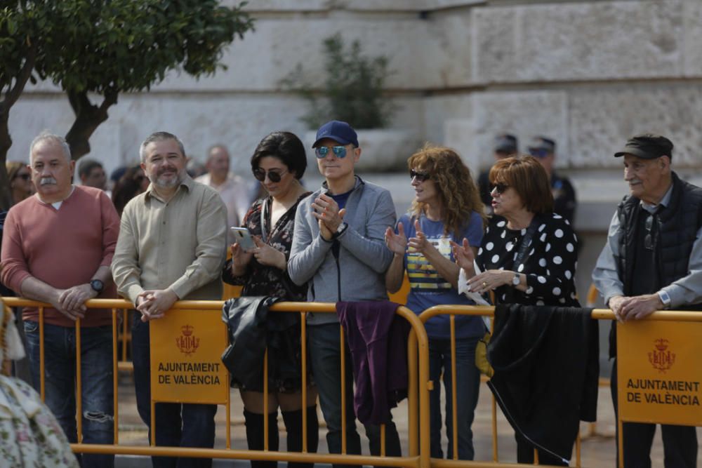 Búscate en el público de la mascletà del 1 de marzo