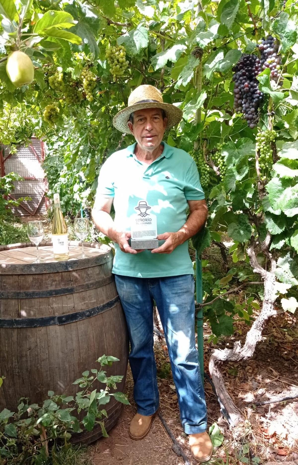 Chano Ortega, viticultor de Agüimes Chano Ortega, viticultor de Agüimes