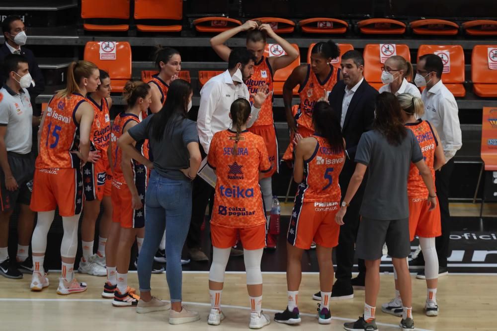 Primer partido del Valencia BC Femenino en la Liga