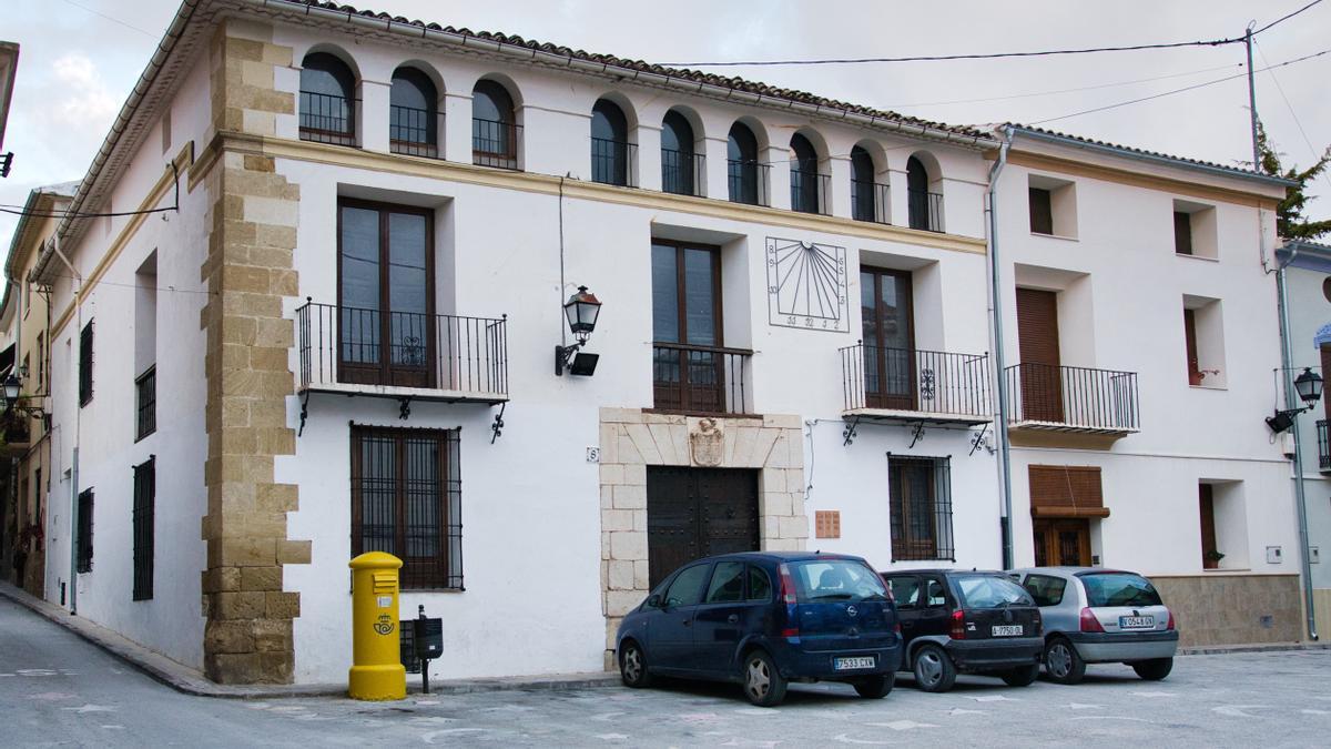 Plaza del Ayuntamiento y carrer Major.