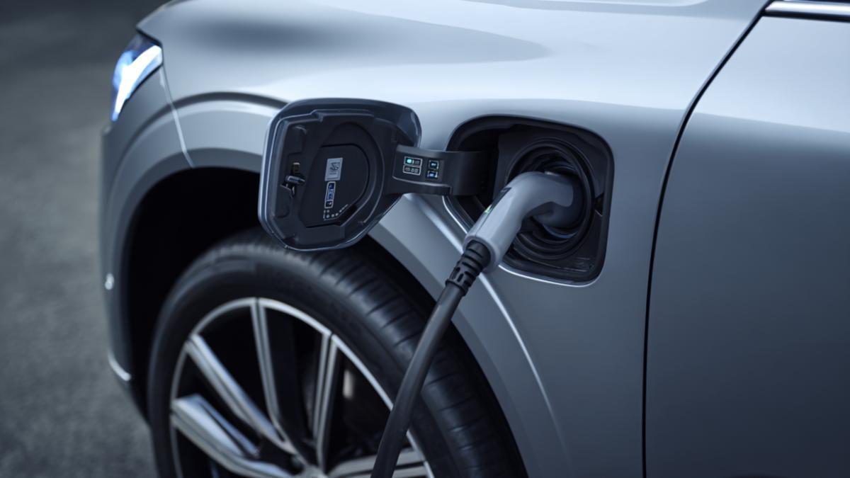 Carga de un coche PHEV