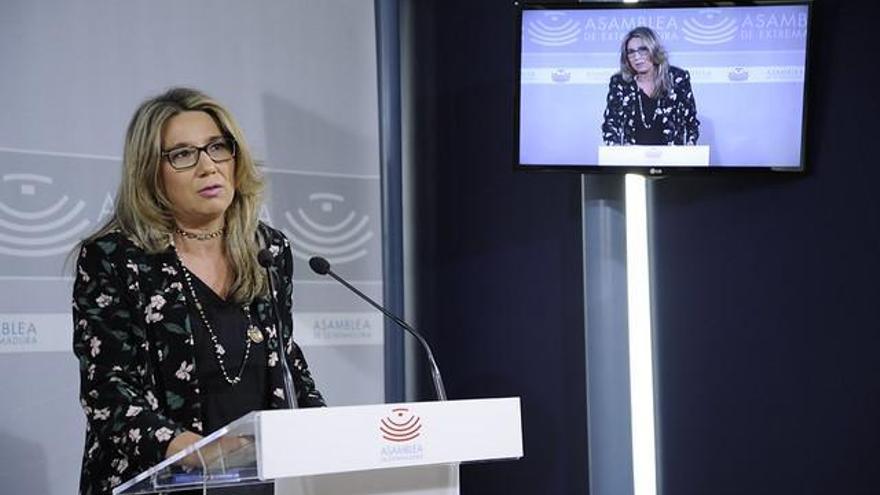 Cristina Teniente (PP): &quot;Hemos presenciado un discurso depresivo y Extremadura no está para depresiones&quot;