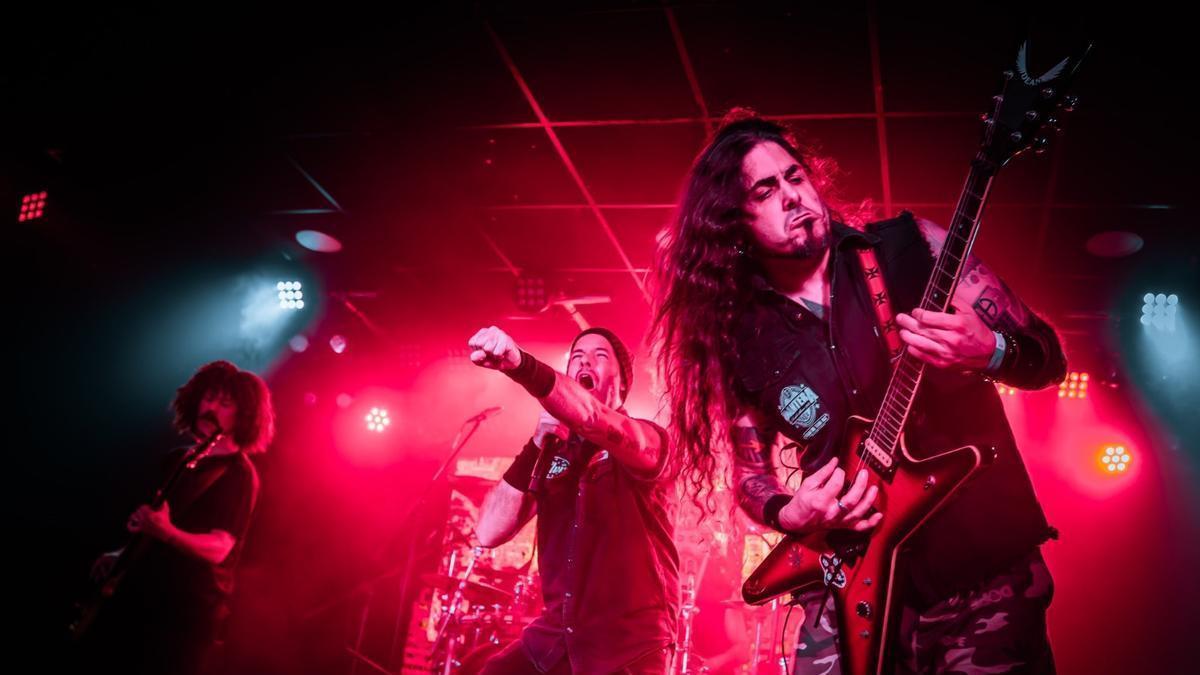 Die Tribute-Band Pantera Collective tritt bei Sonfusterock auf.
