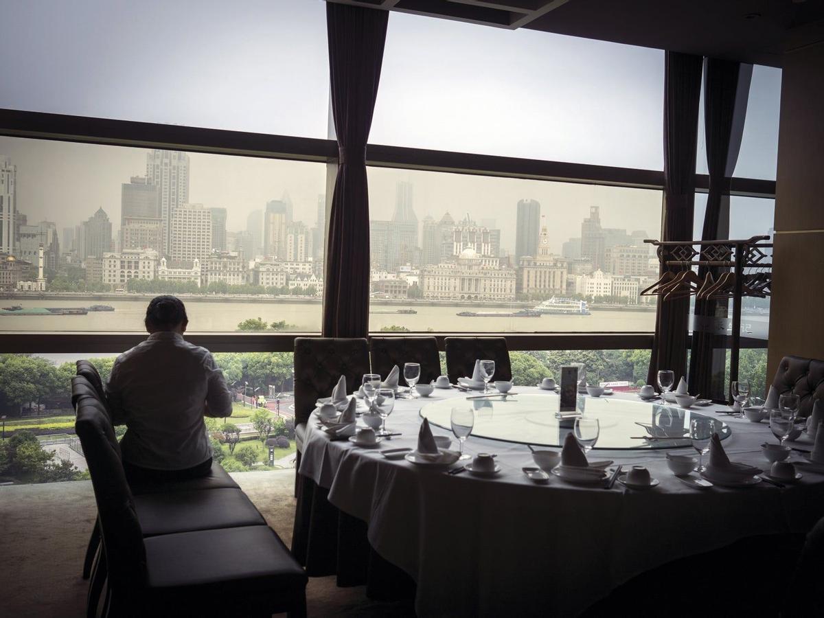 Restaurante frente al Huangpu