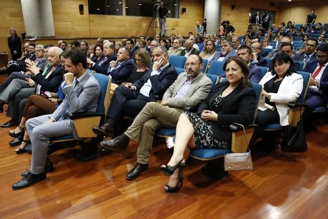 Delia Padrón El presidente del Gobierno de Canarias, Fernando Clavijo, asiste al acto de entrega de los Premios Joven Empresario de Canarias