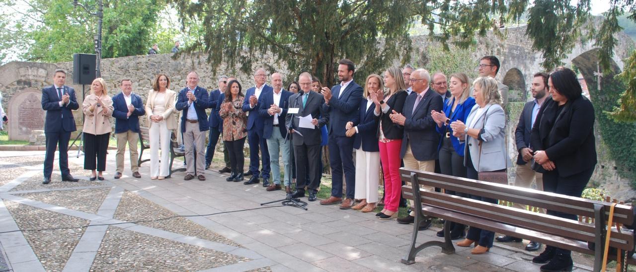Presentación de la candidatura autonómica del PP en Cangas de Onís.