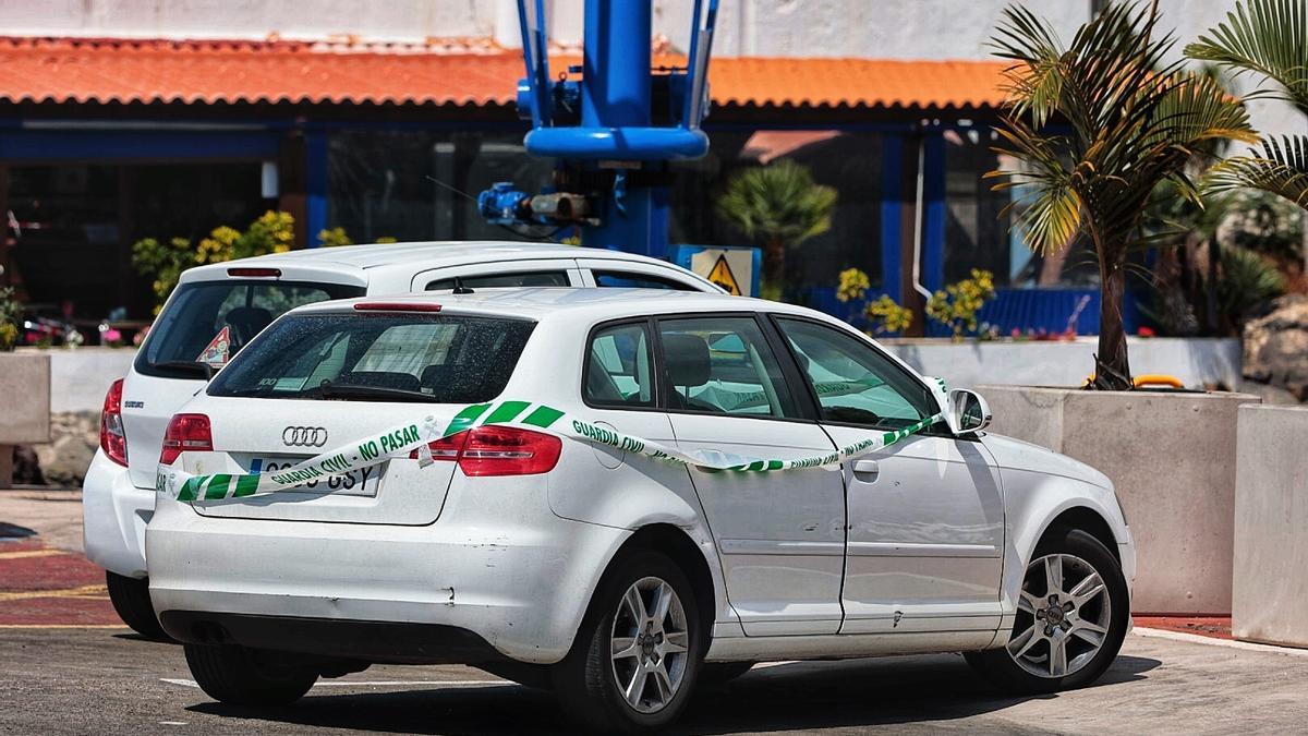 Coche y barco del hombre desaparecido con sus hijas en Tenerife