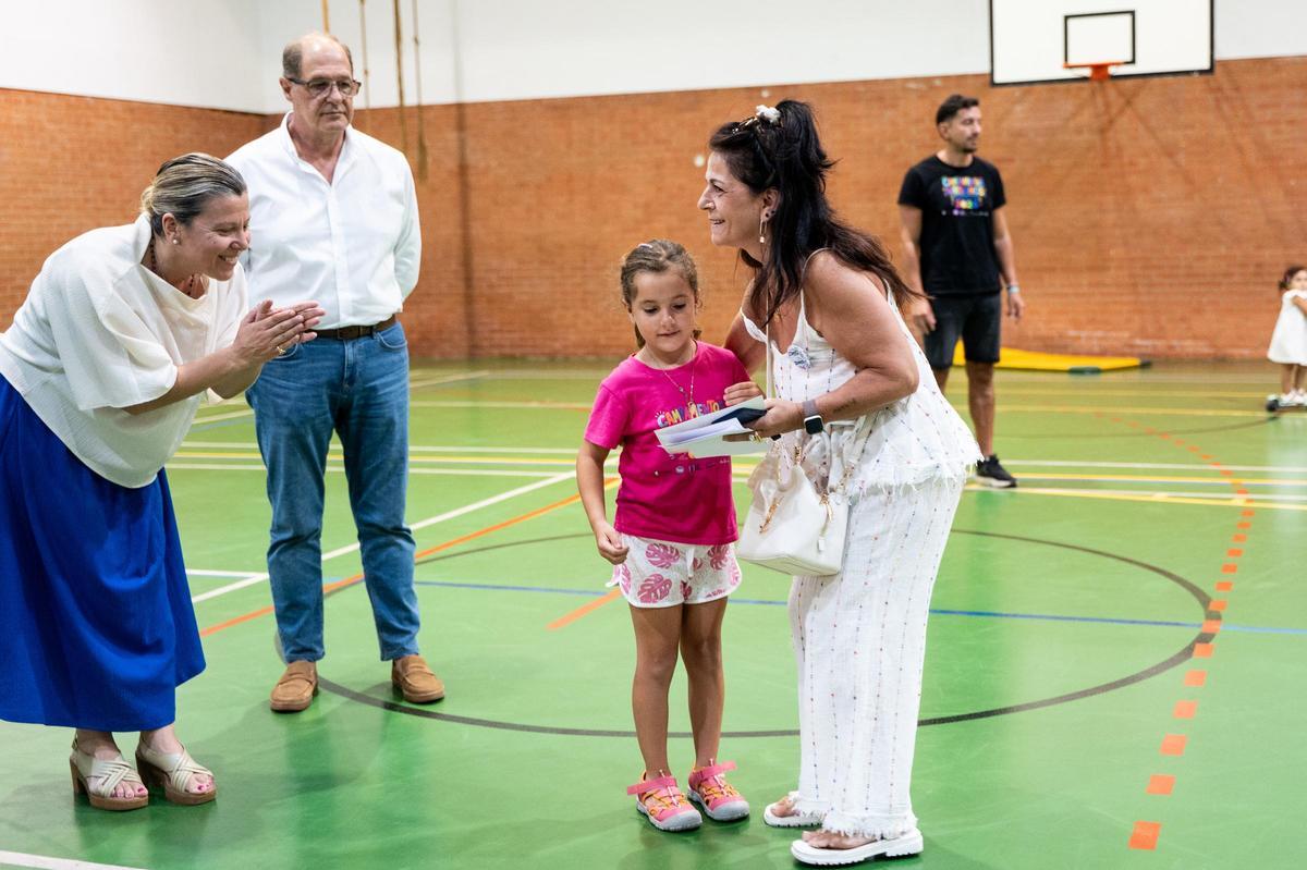 Galería | Así fue el Día de los Abuelos en los campamentos de verano de Cáceres