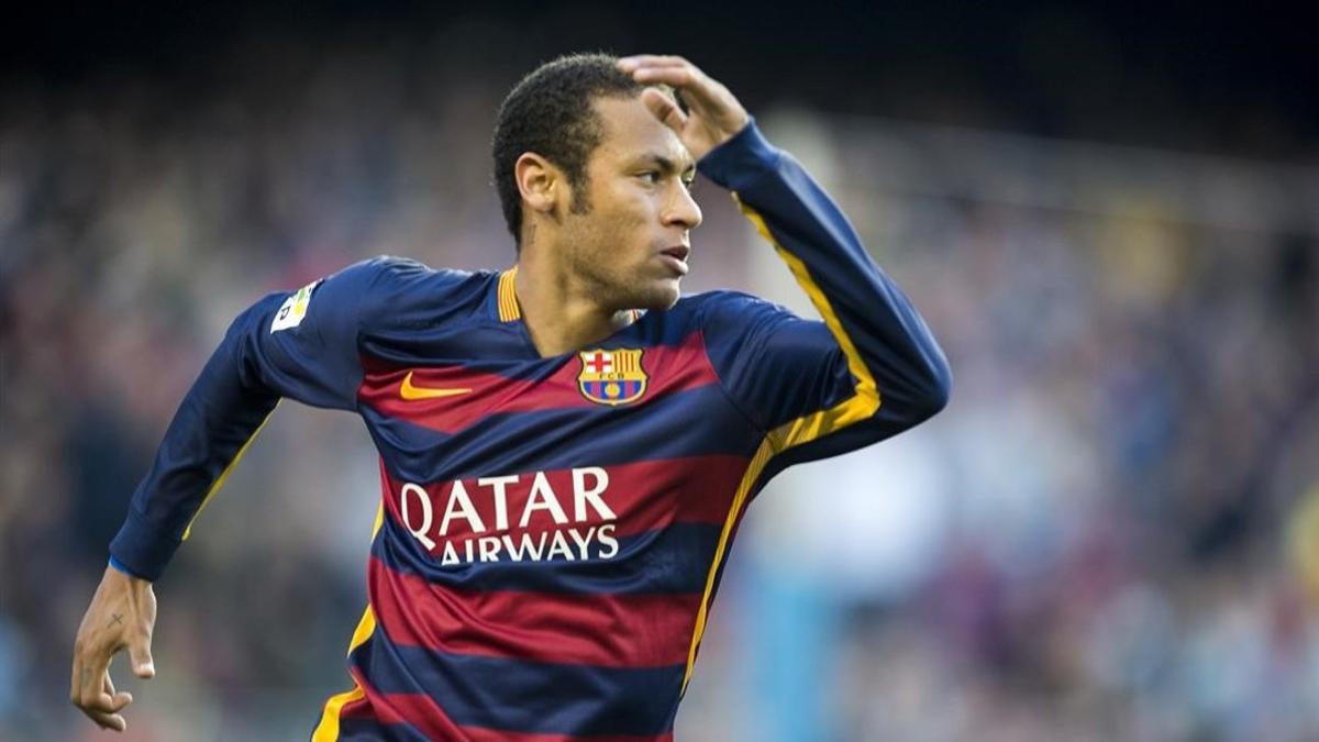 Neymar celebra un gol contra el Villarreal en el Camp Nou.