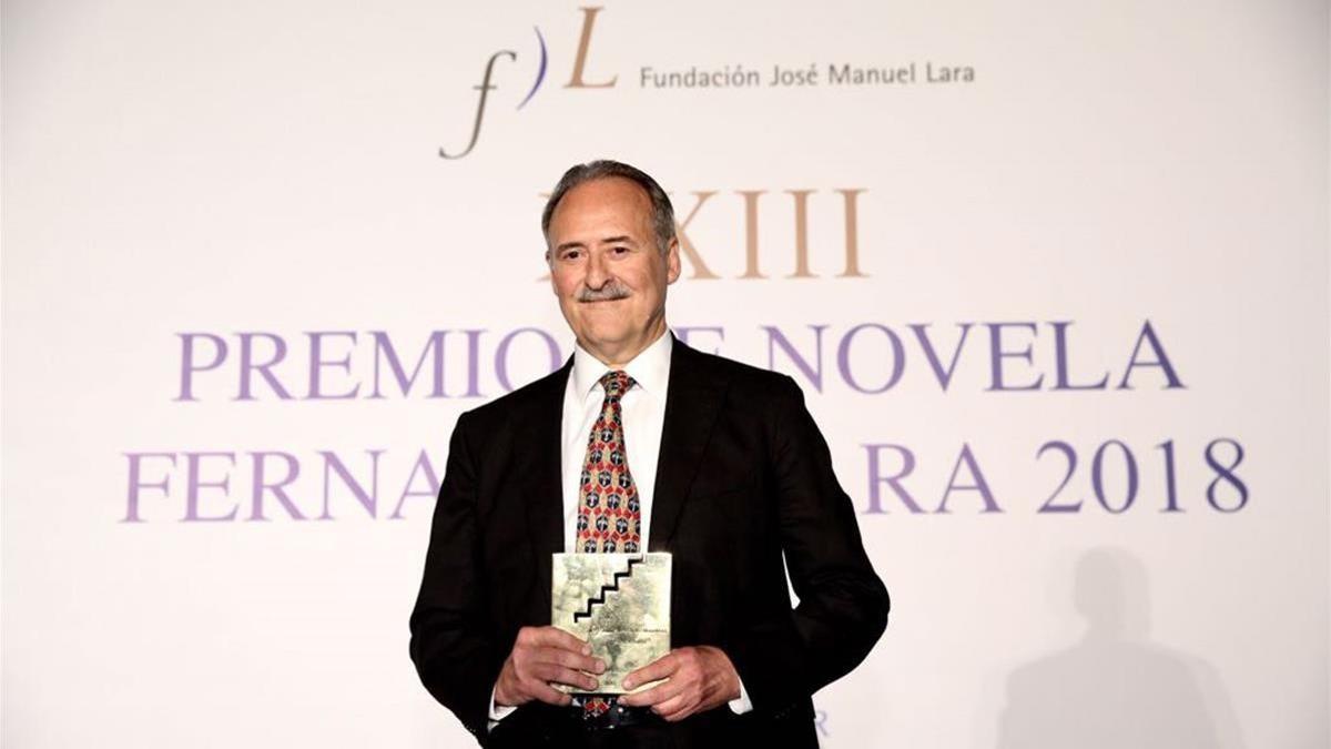 Entrega del XXIII Premio de Novela Fernando Lara a Jorge Molist por su novela 'Canción de sangre y oro'